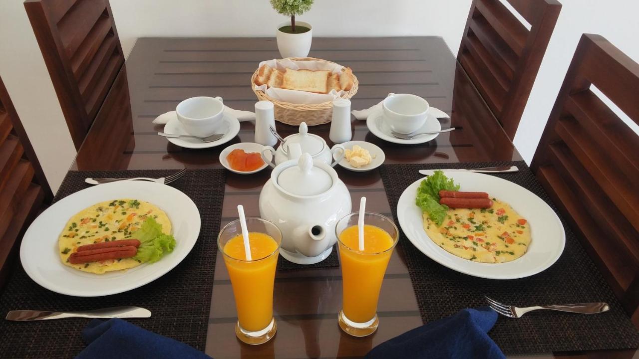 The Ritz Hikkaduwa Hotel ภายนอก รูปภาพ